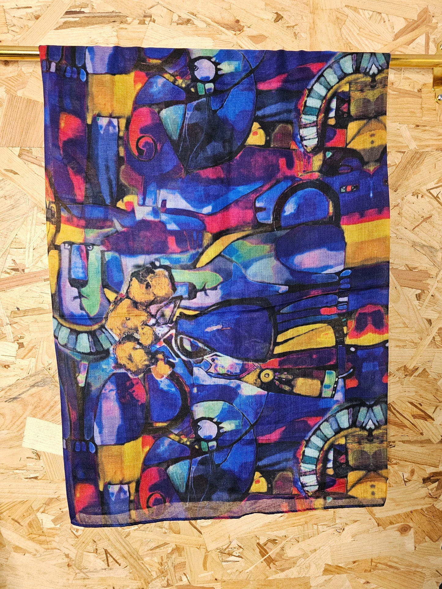 Foulard vif, motifs abstraits