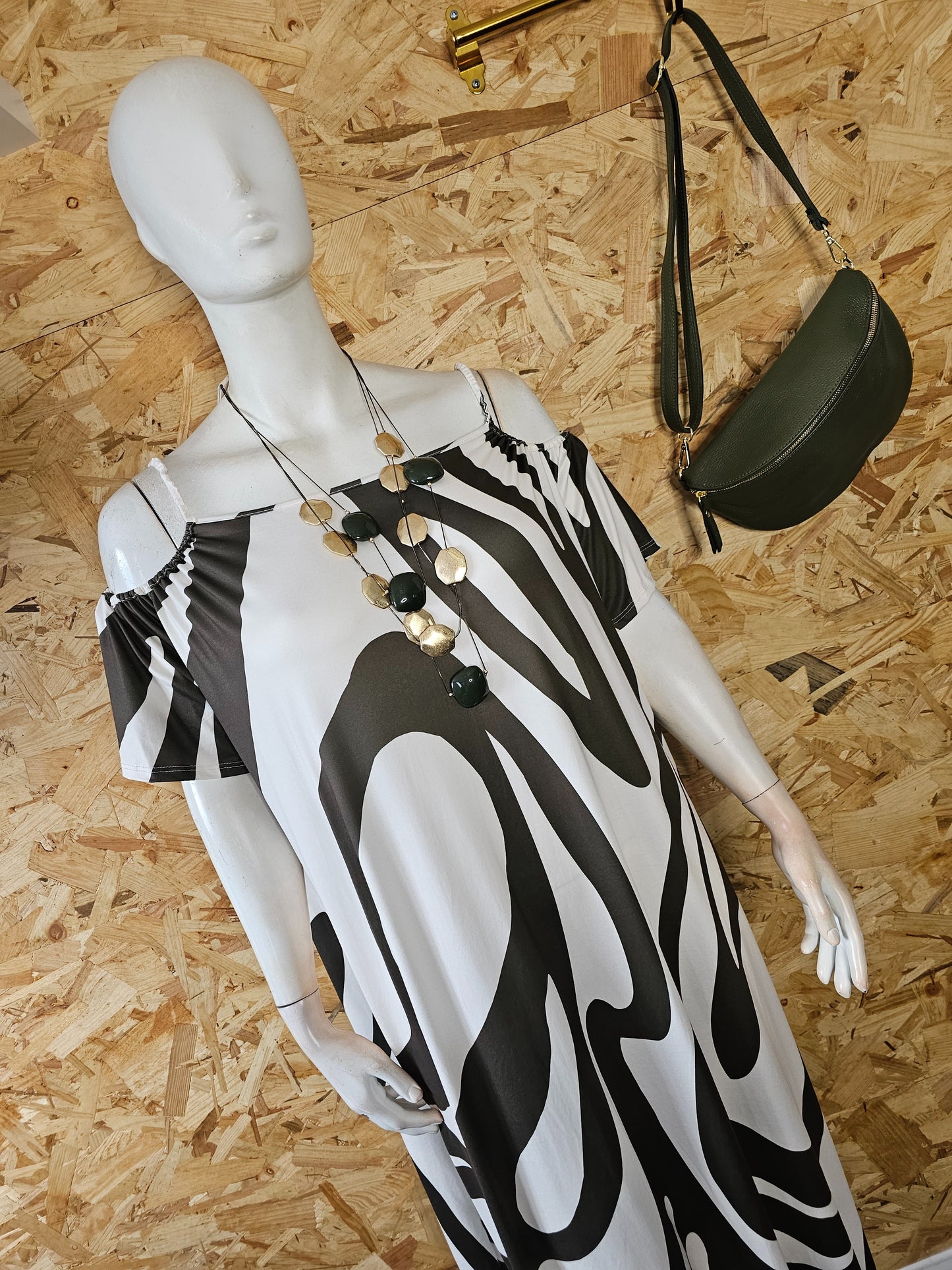 Robe longue épaules dénudées