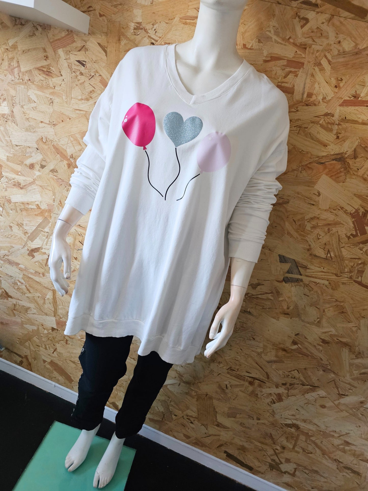 Sweat long cœurs et ballons