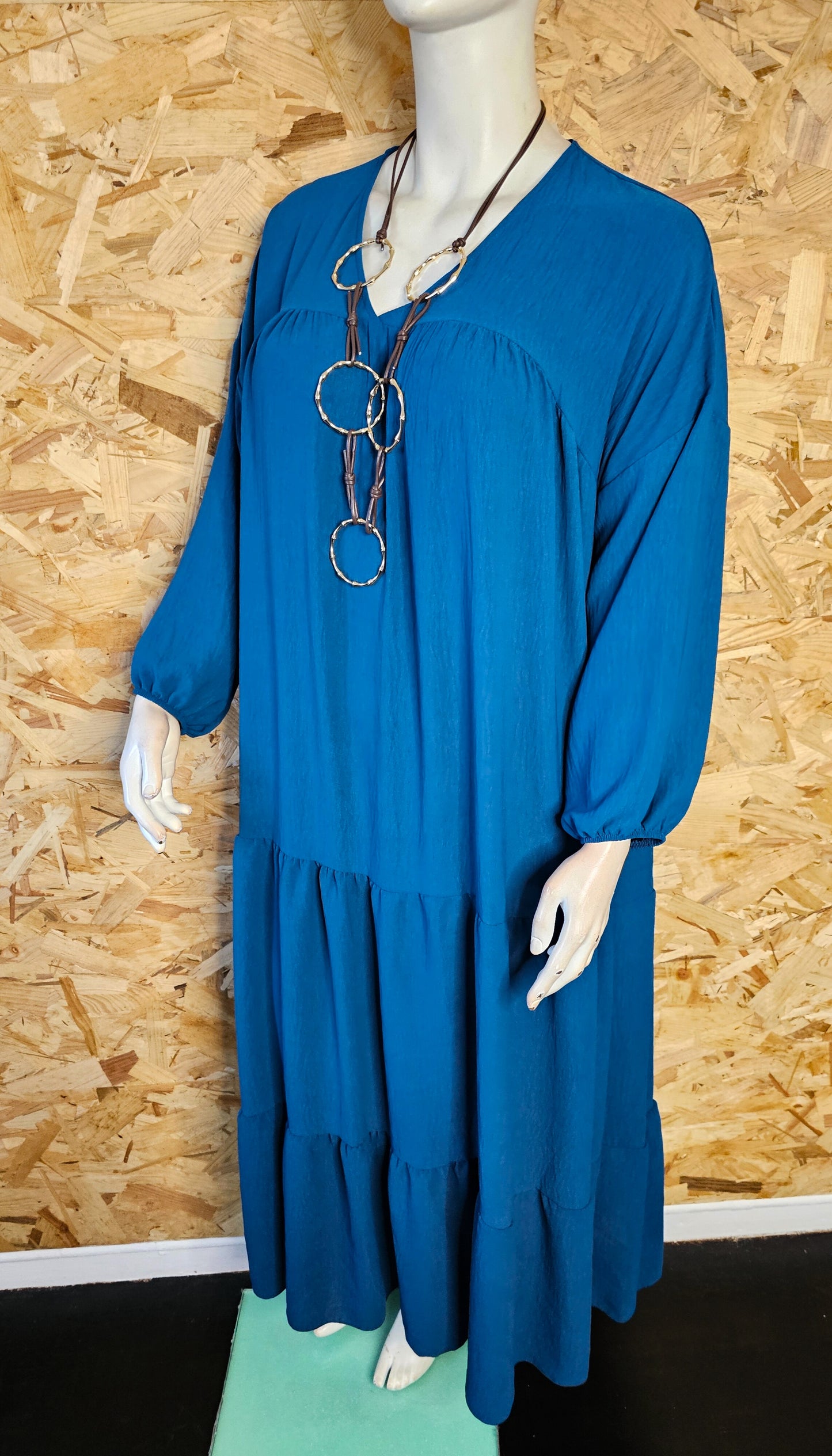 Robe longue, coupe bohème