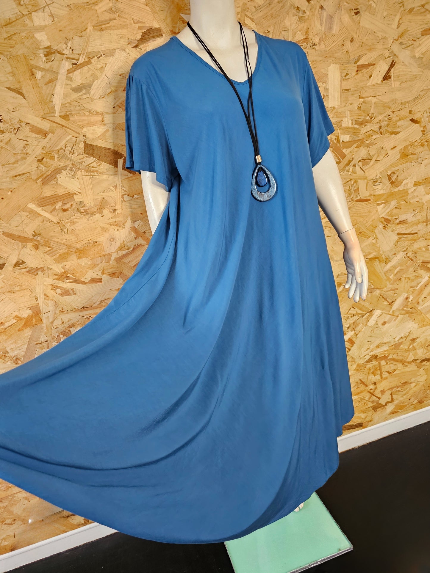 Robe longue évasée