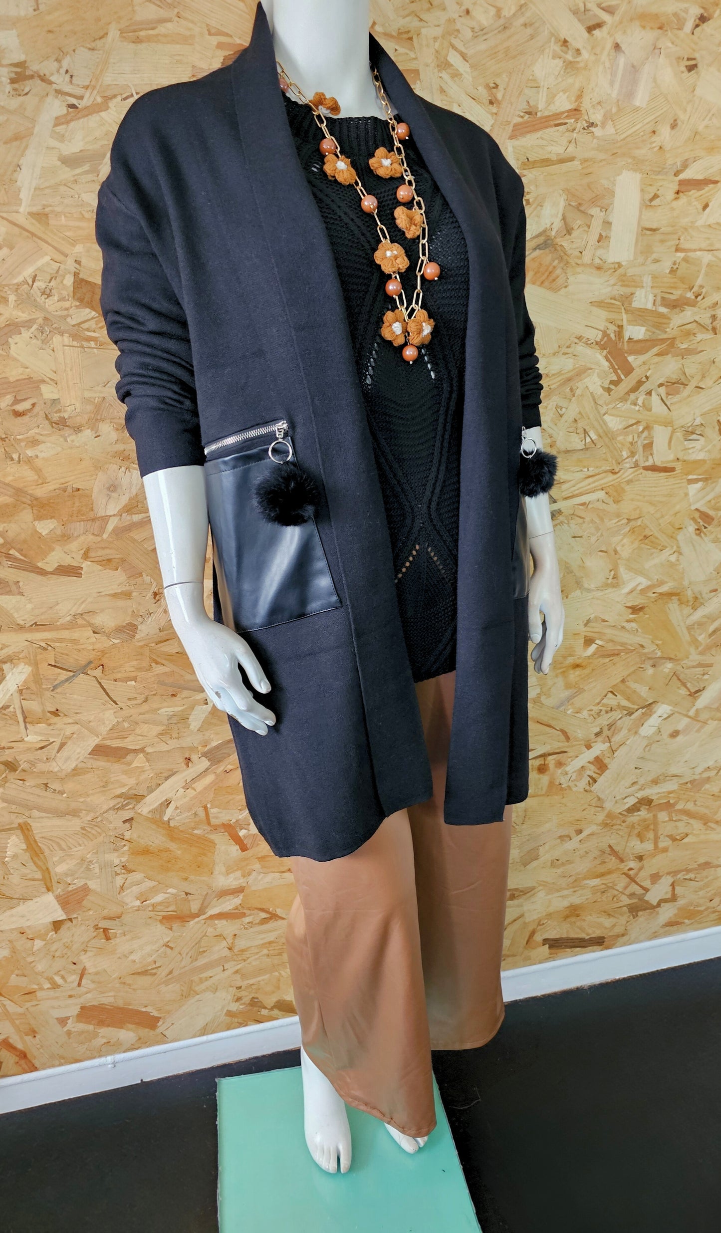 Veste longue en lainage et poches simili cuir