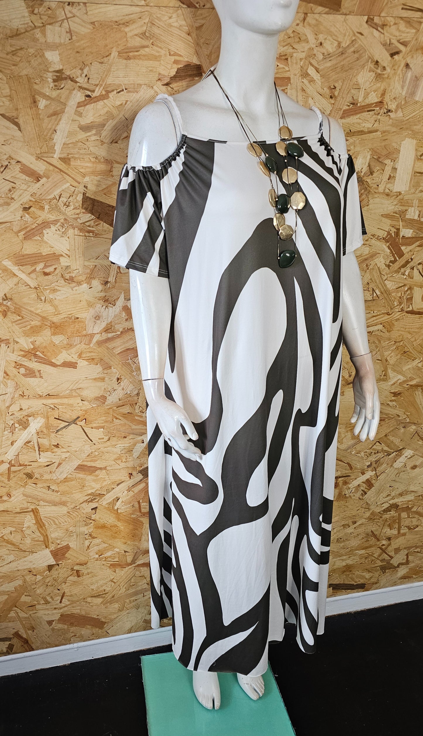 Robe longue épaules dénudées