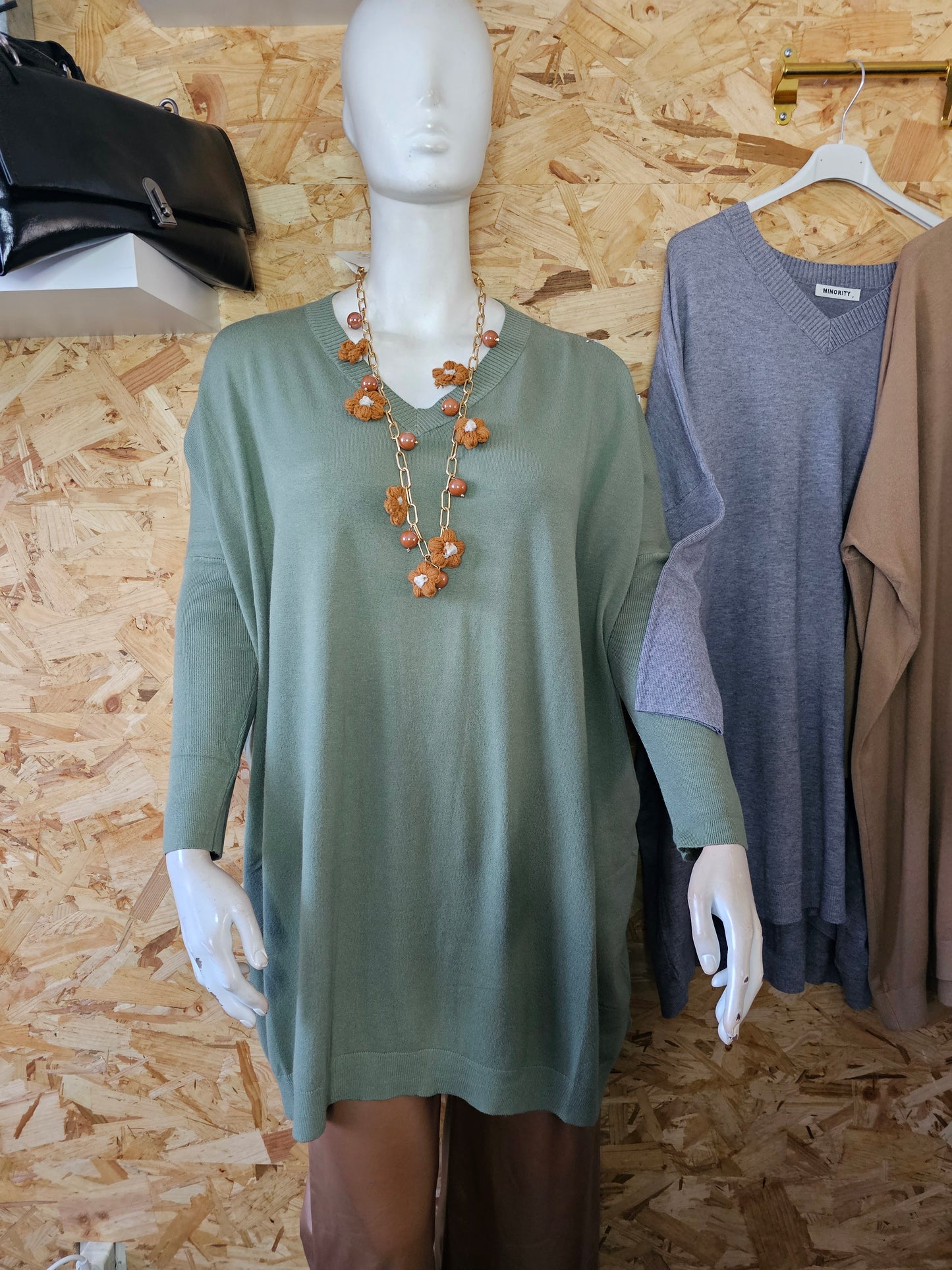 Pull col V long stretch et super doux