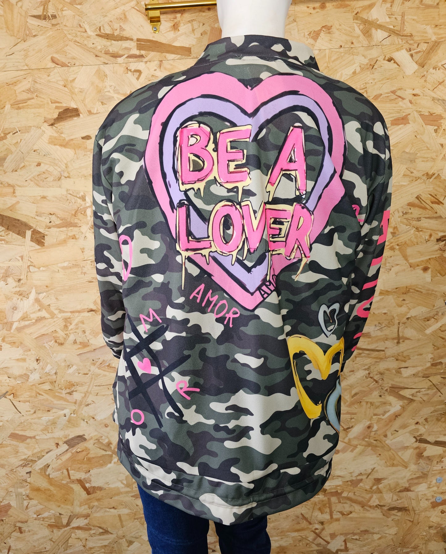 Veste type bombers, inspiration militaire