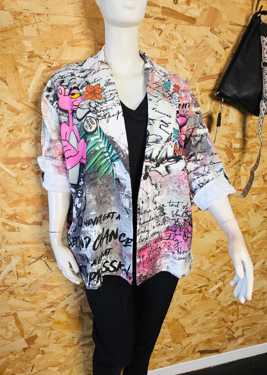 Blazer panthère rose et graffitis