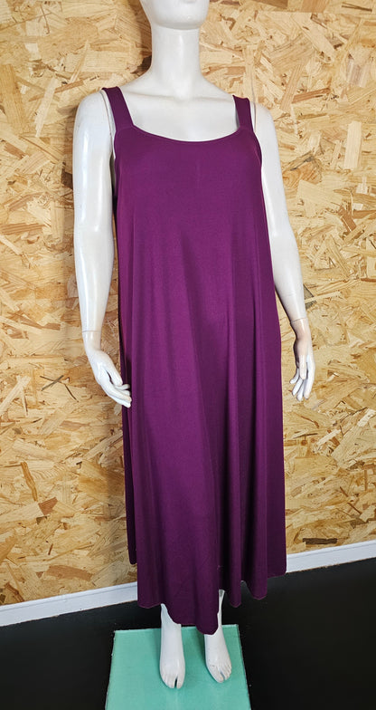 Robe longue côtelée et bretelles larges