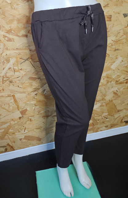 Pantalon ultra stretch dit "magique"