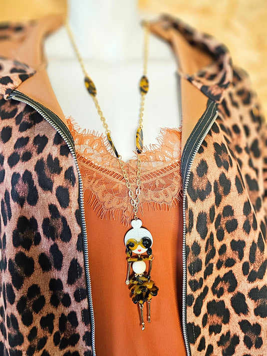 collier poupée articulée, motif léopard