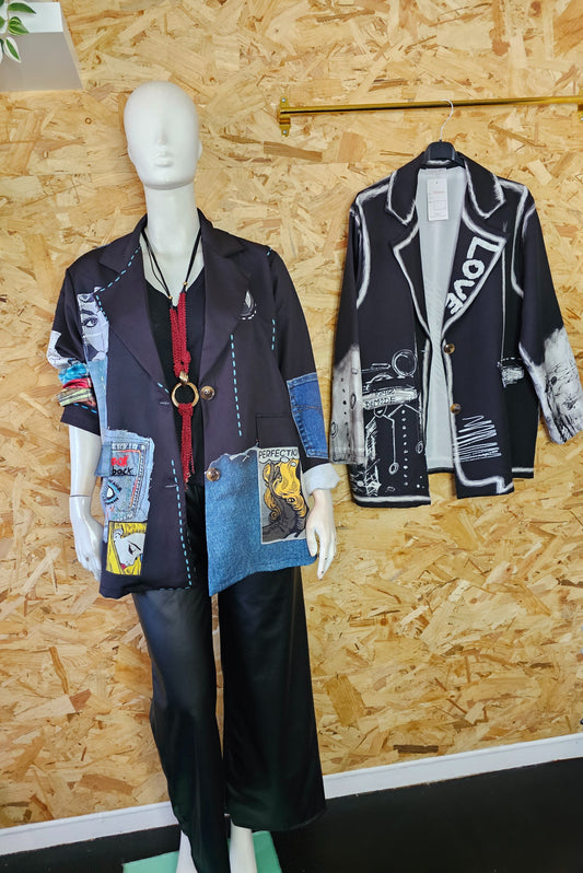 Blazer noir et motifs comics