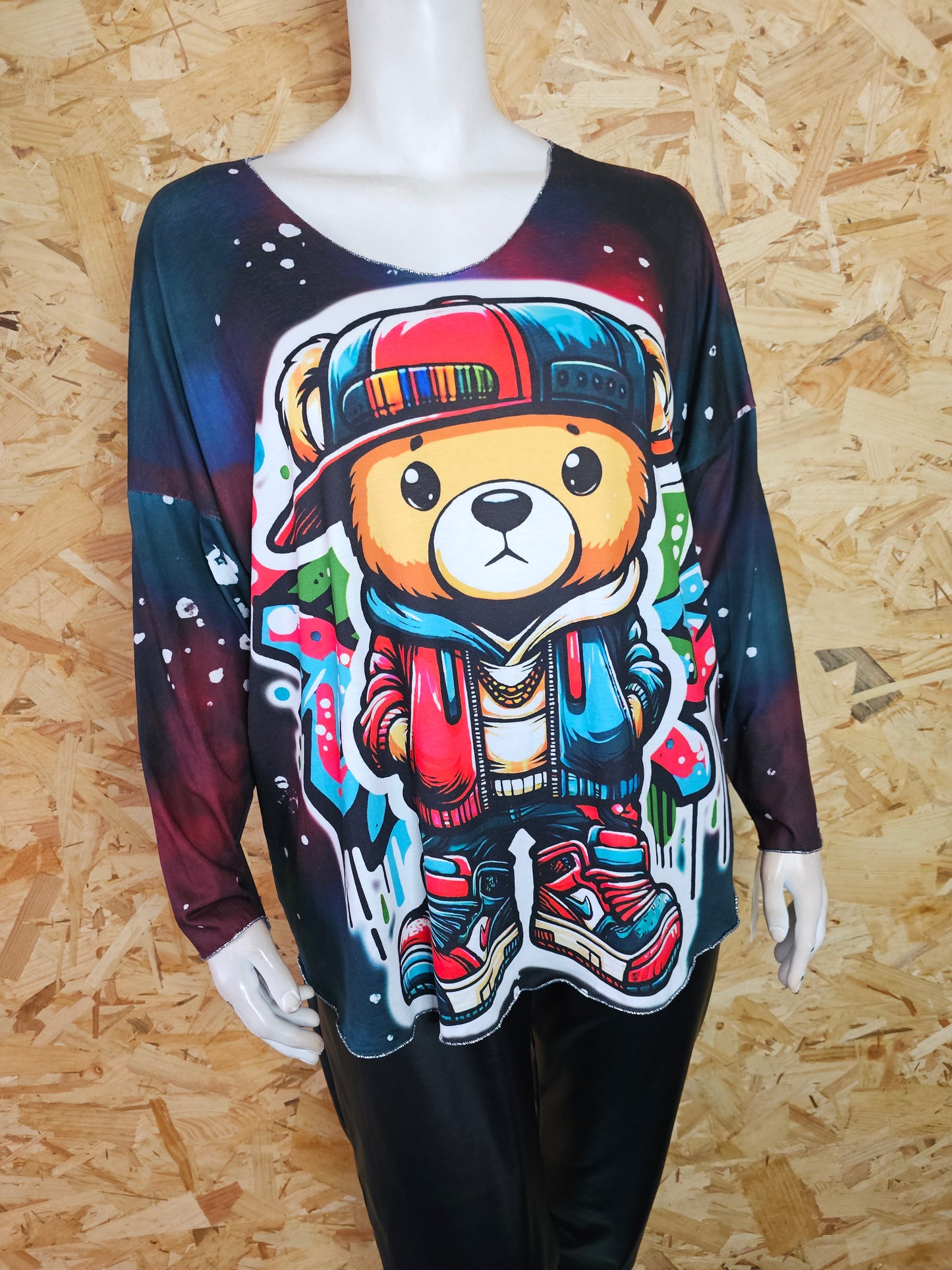 Teeshirt manches longues ourson graffiti