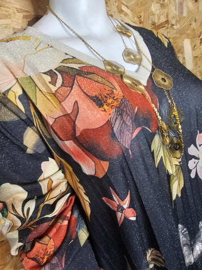 Robe longue évasée plissée, motifs floraux