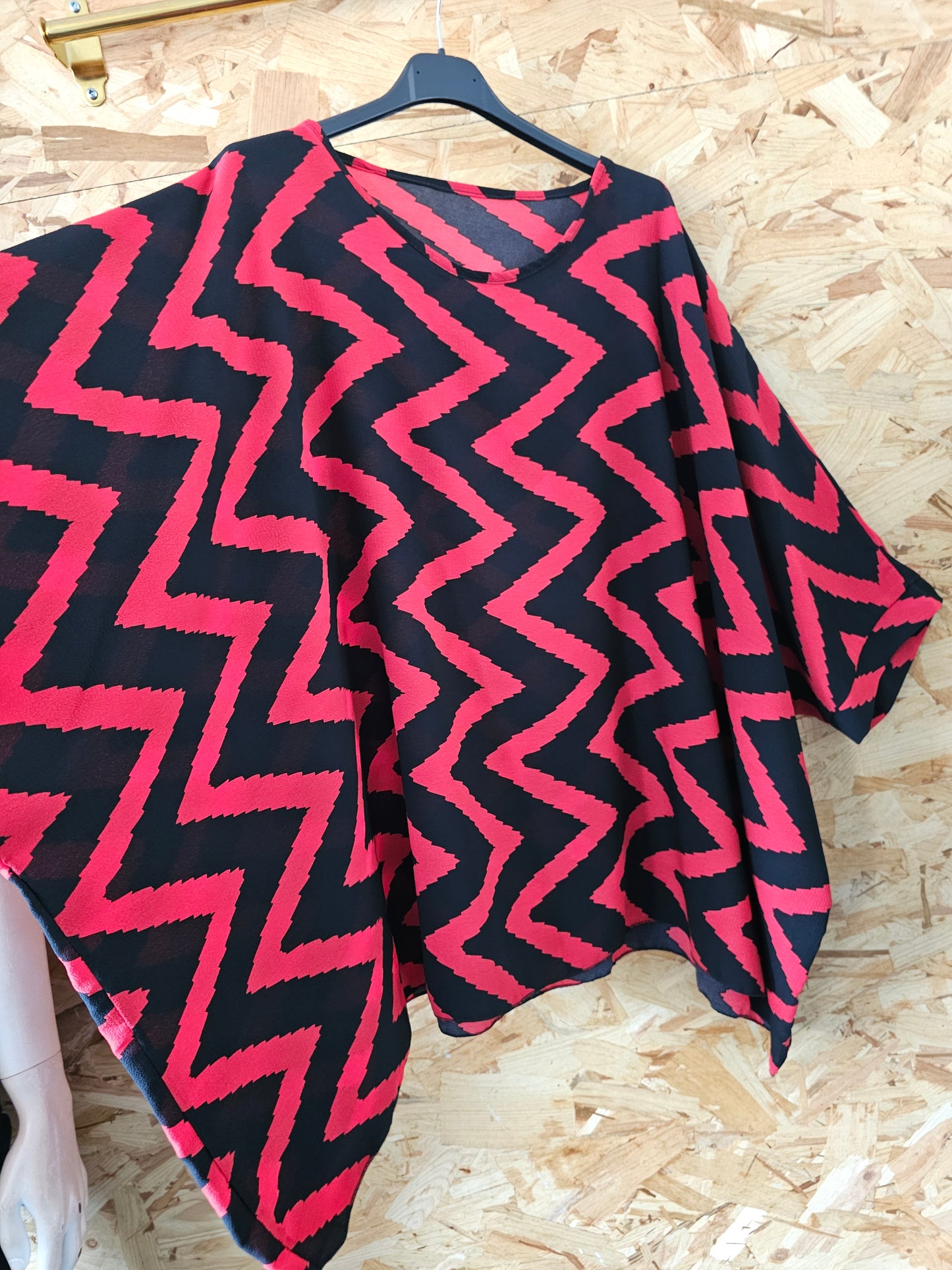 Tunique oversize motifs zig-zag