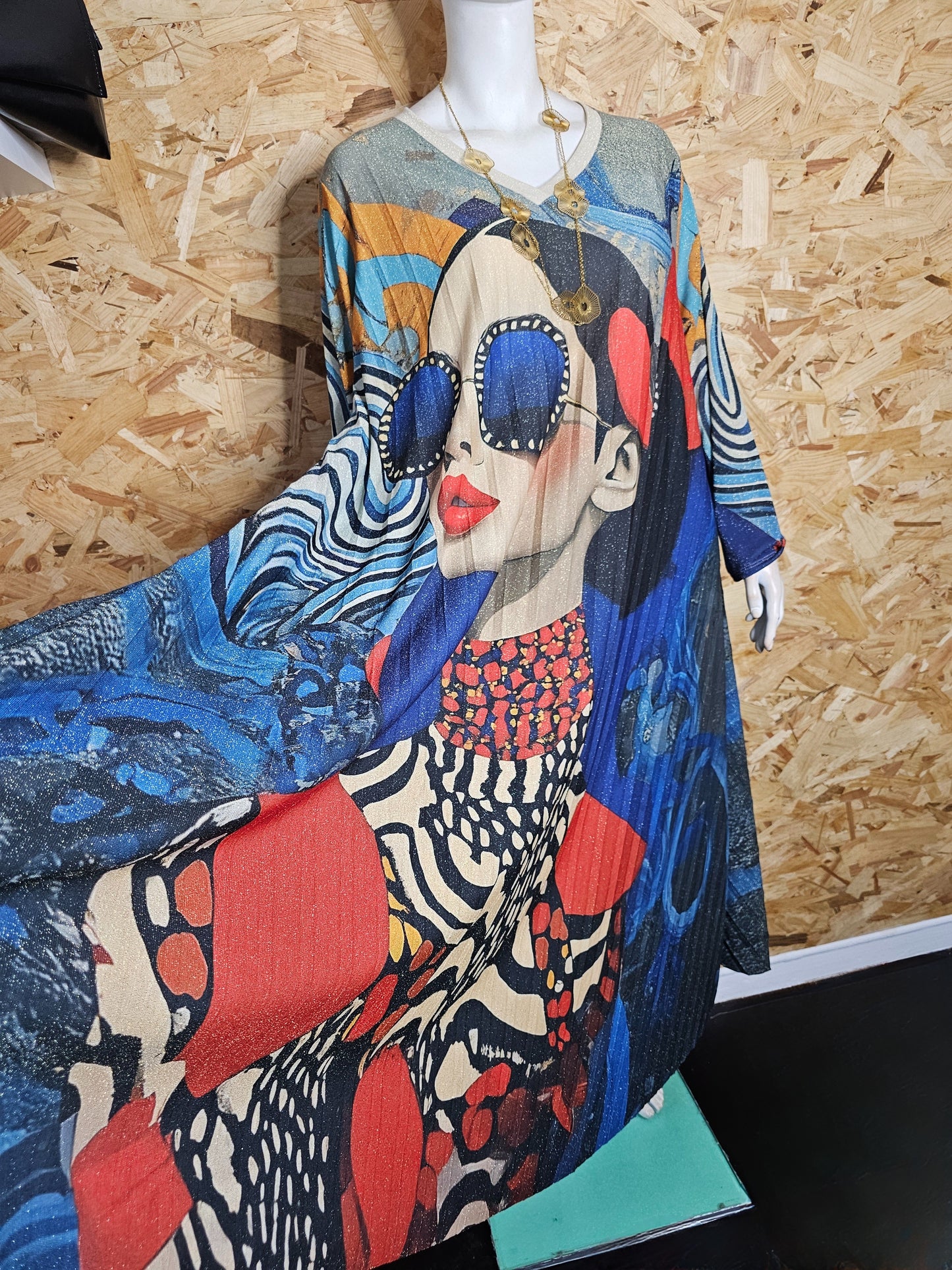 Robe longue plissée évasée, "portrait femme"