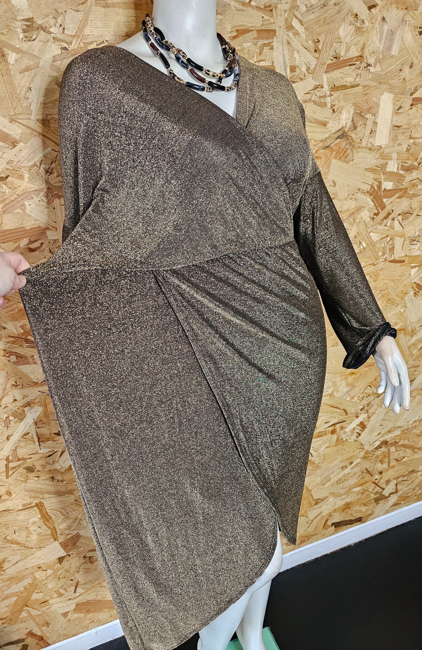 Robe lurex, façon "cache cœur "