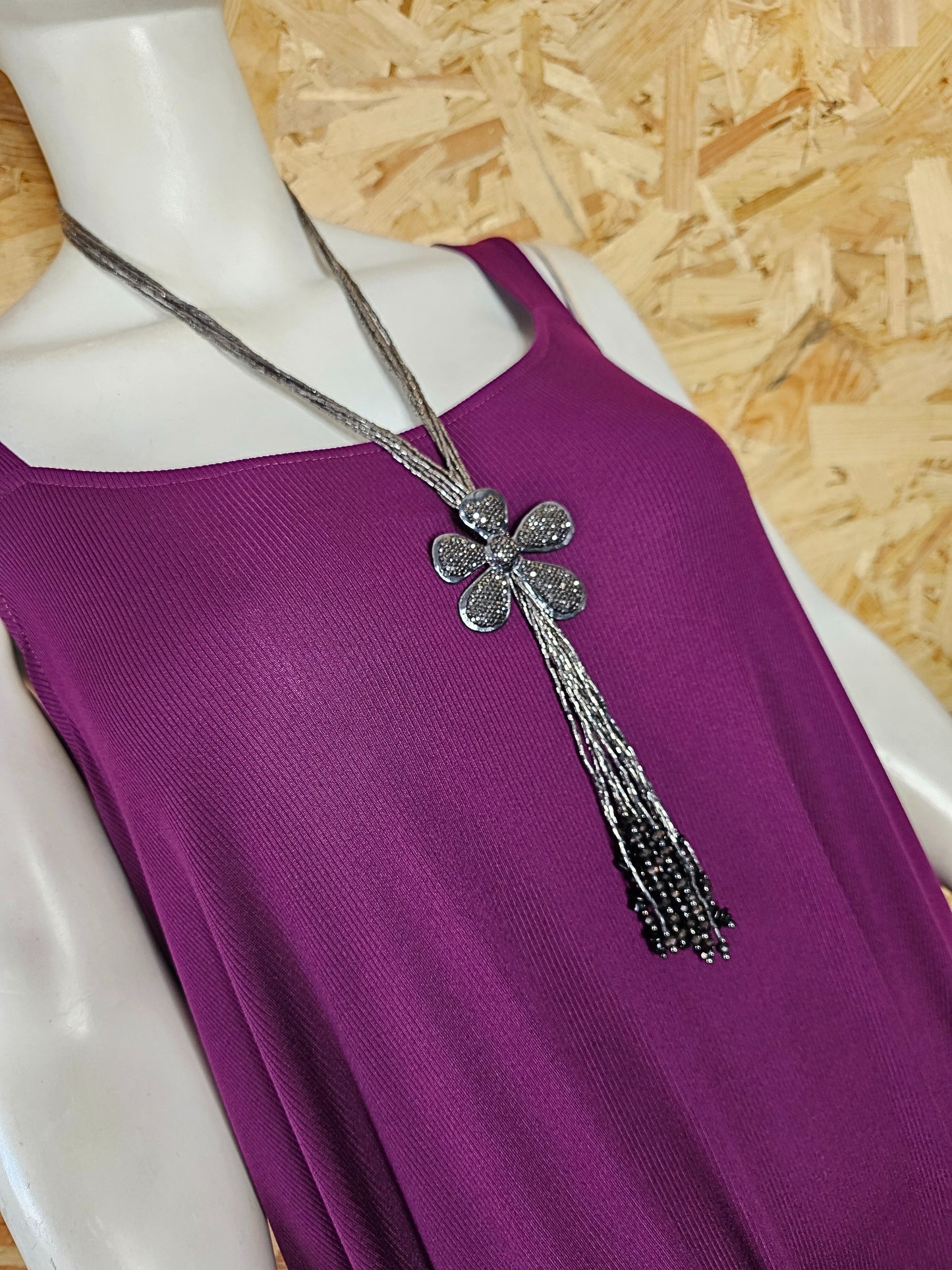 Robe longue côtelée et bretelles larges