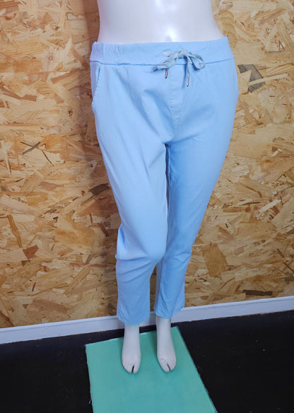 Pantalon ultra stretch dit "magique"
