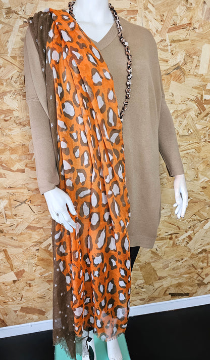 Foulard écharpe léopard orange et marron