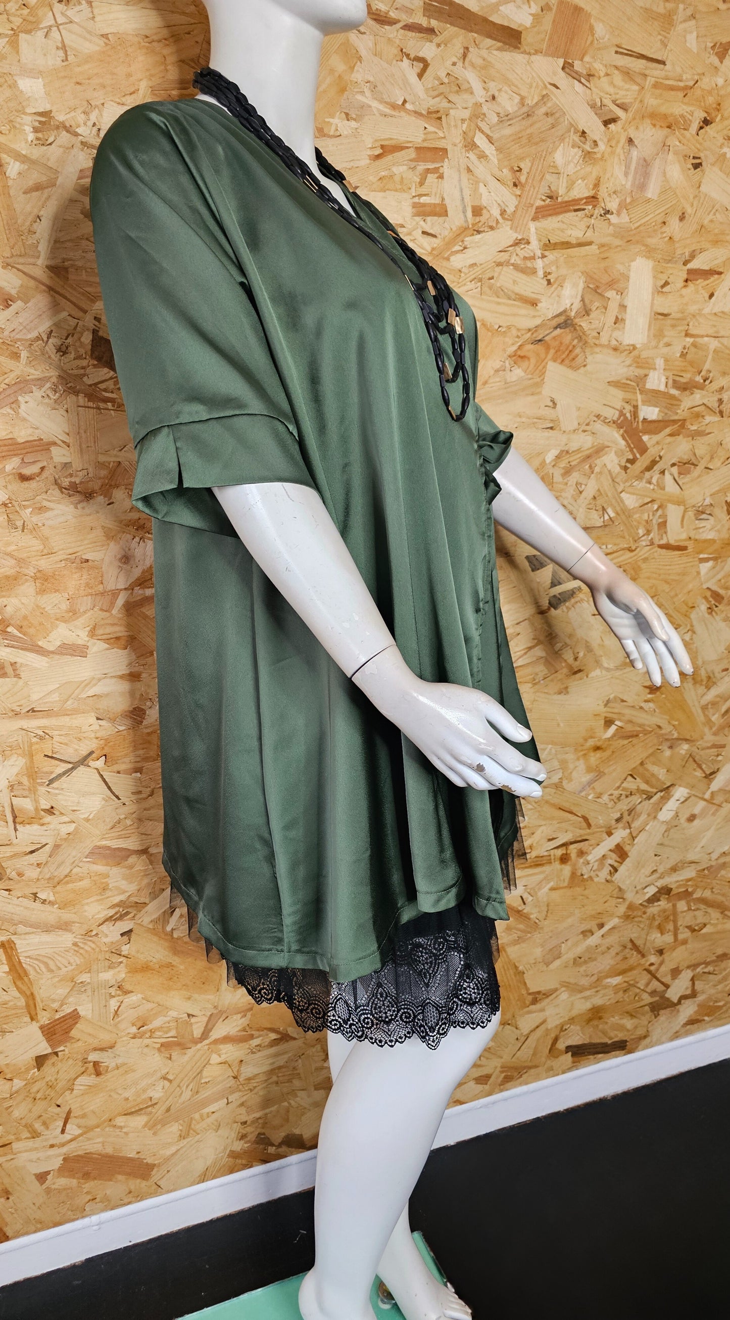 Tunique cache cœur satin kaki