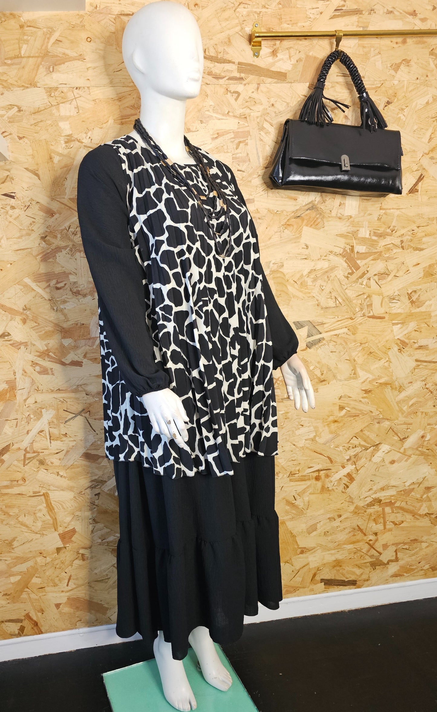 Top plissé long , imprimé girafe noir et blanc