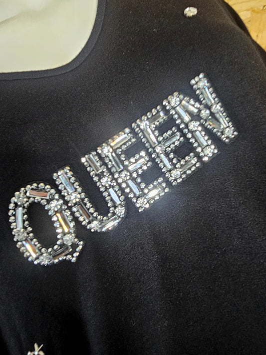 Pull noir, Queen strass