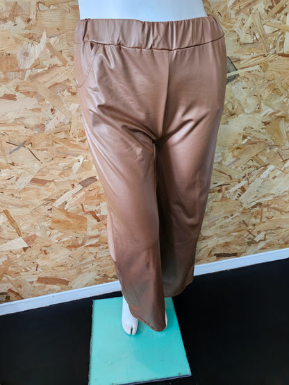 Pantalon type palazzo simili cuir et élasthanne