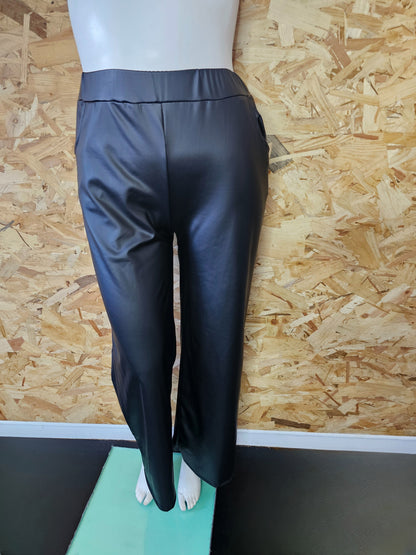 Pantalon type palazzo simili cuir et élasthanne