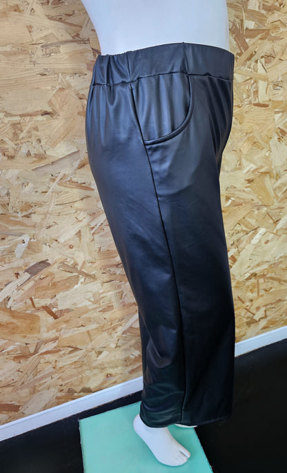 Pantalon type palazzo simili cuir et élasthanne