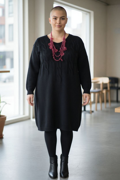 Robe pulls torsadée sur le buste