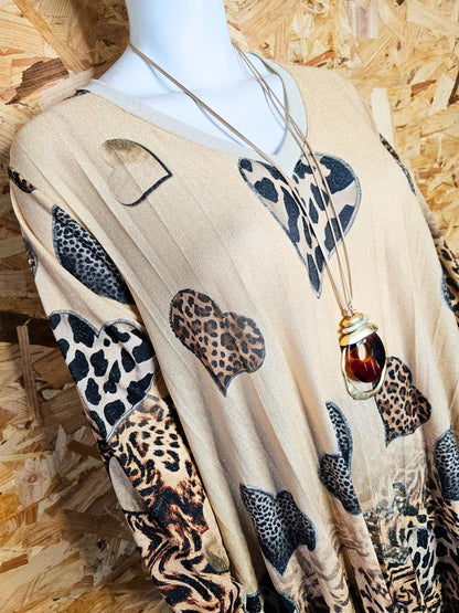 Robe longue plissée "cœurs léopards"