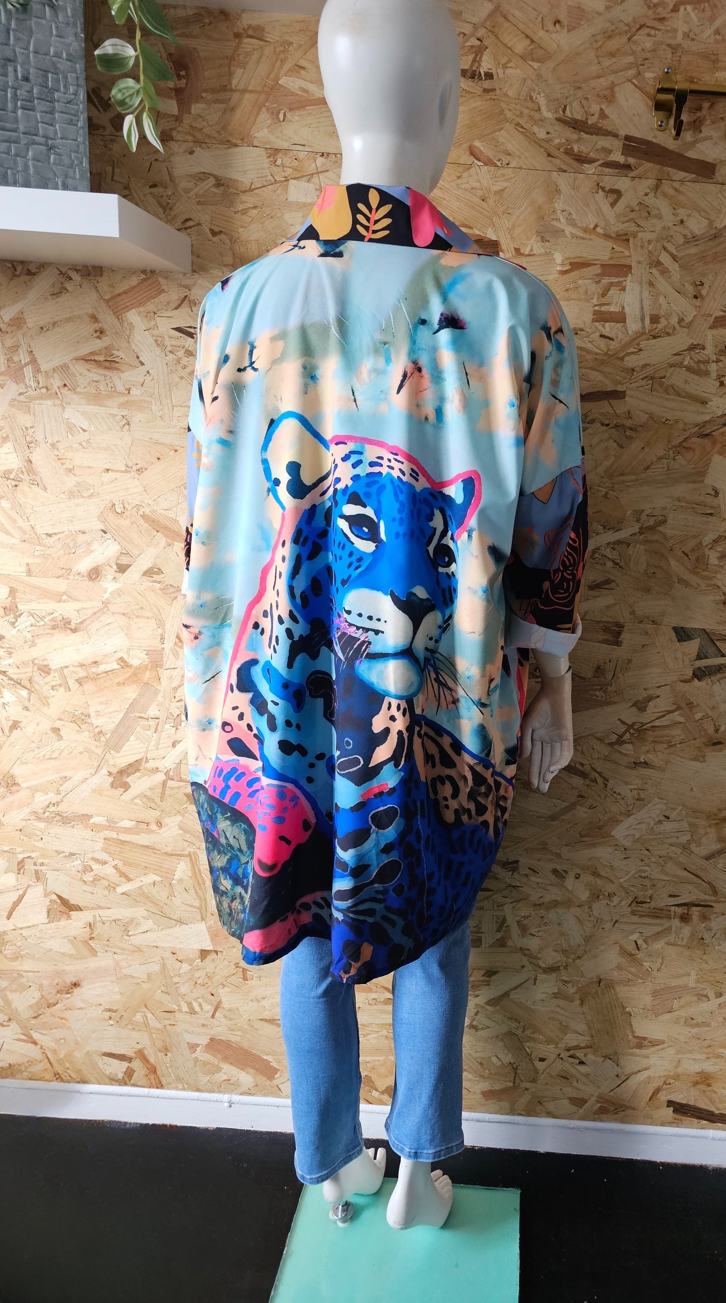 Chemise longue ou surchemise