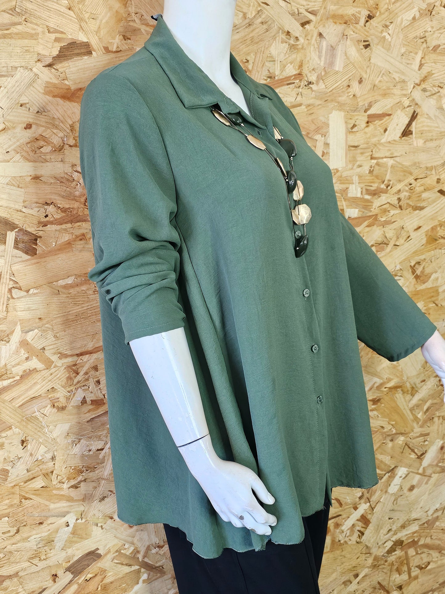 Chemise unie coupe évasée