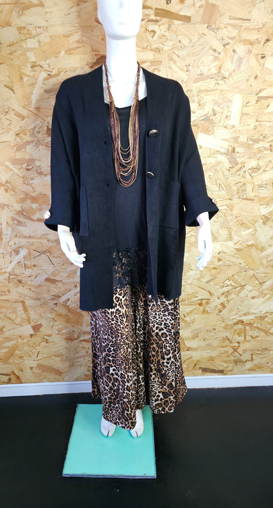 Veste en lainage boutonnée de haute qalité