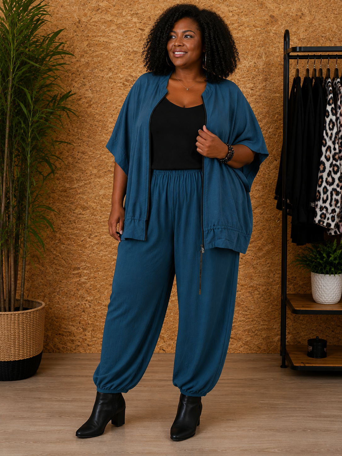Veste contemporaine zippée, manches courtes
