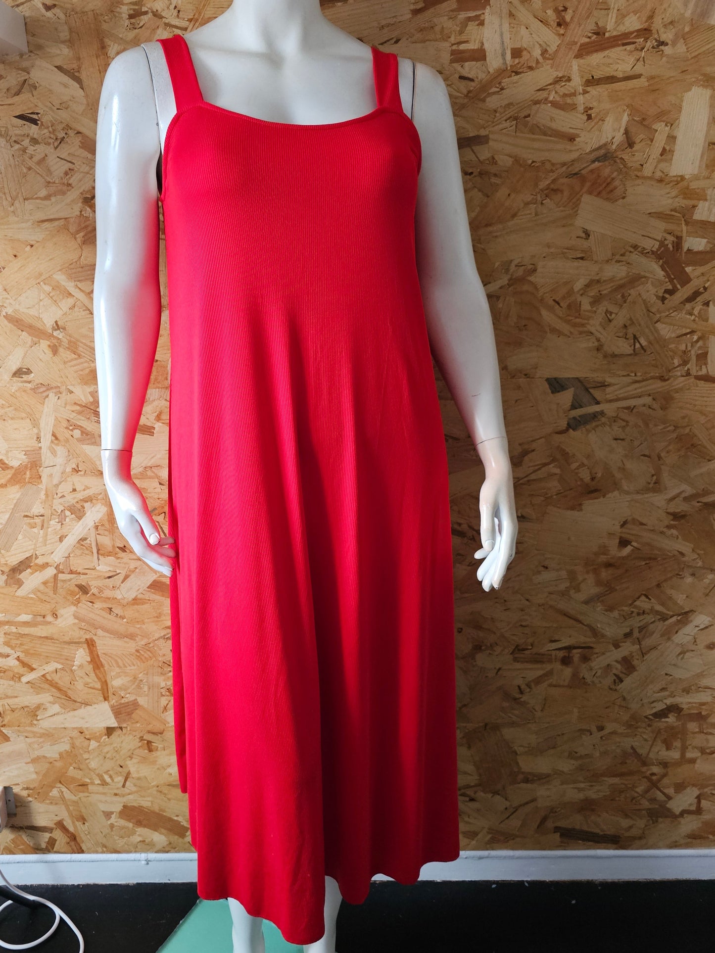 Robe maille côtelée à bretelles
