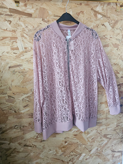 Bomber de dentelle