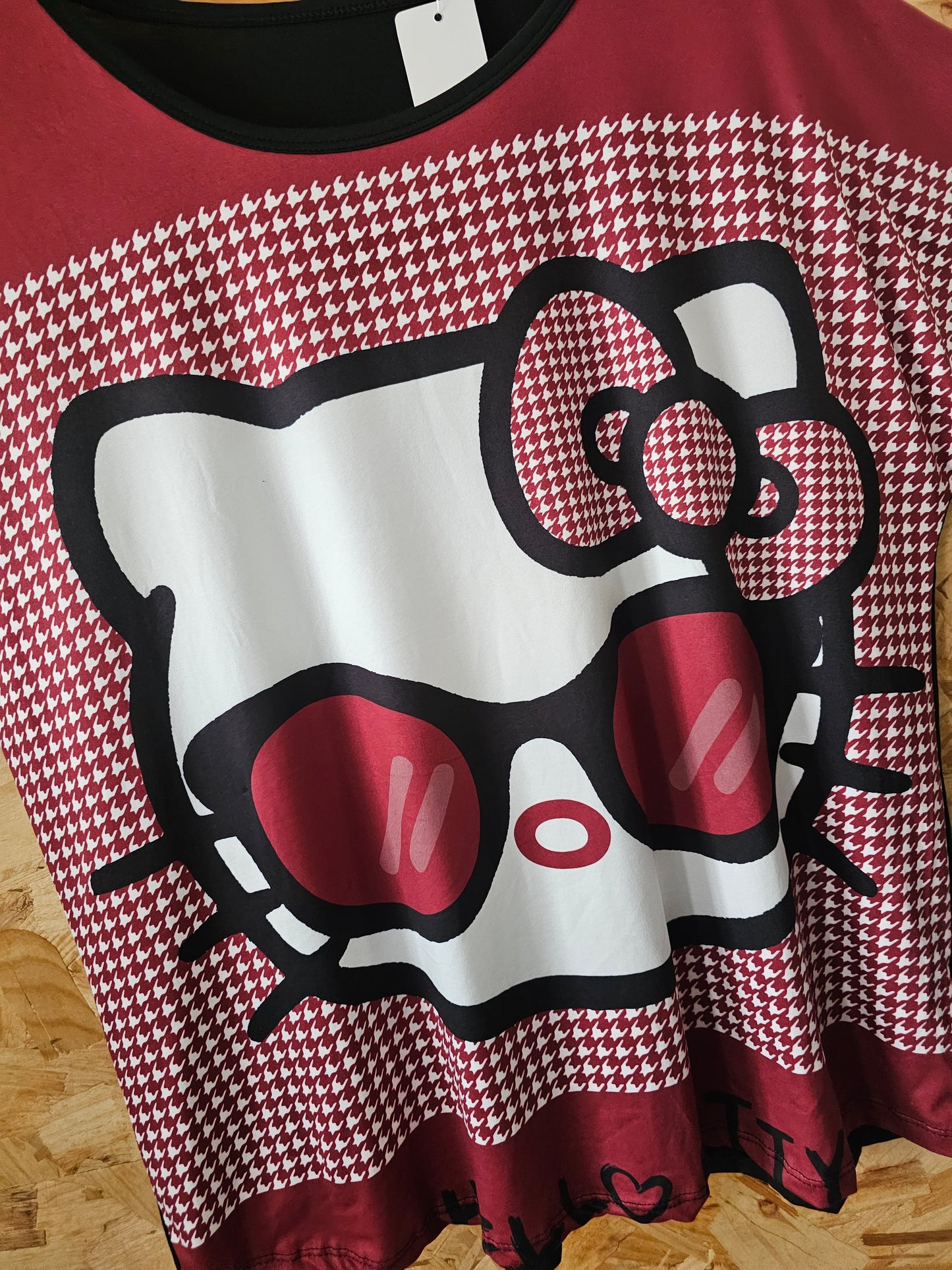 Teeshirt kitty bordeaux, noir , blanc