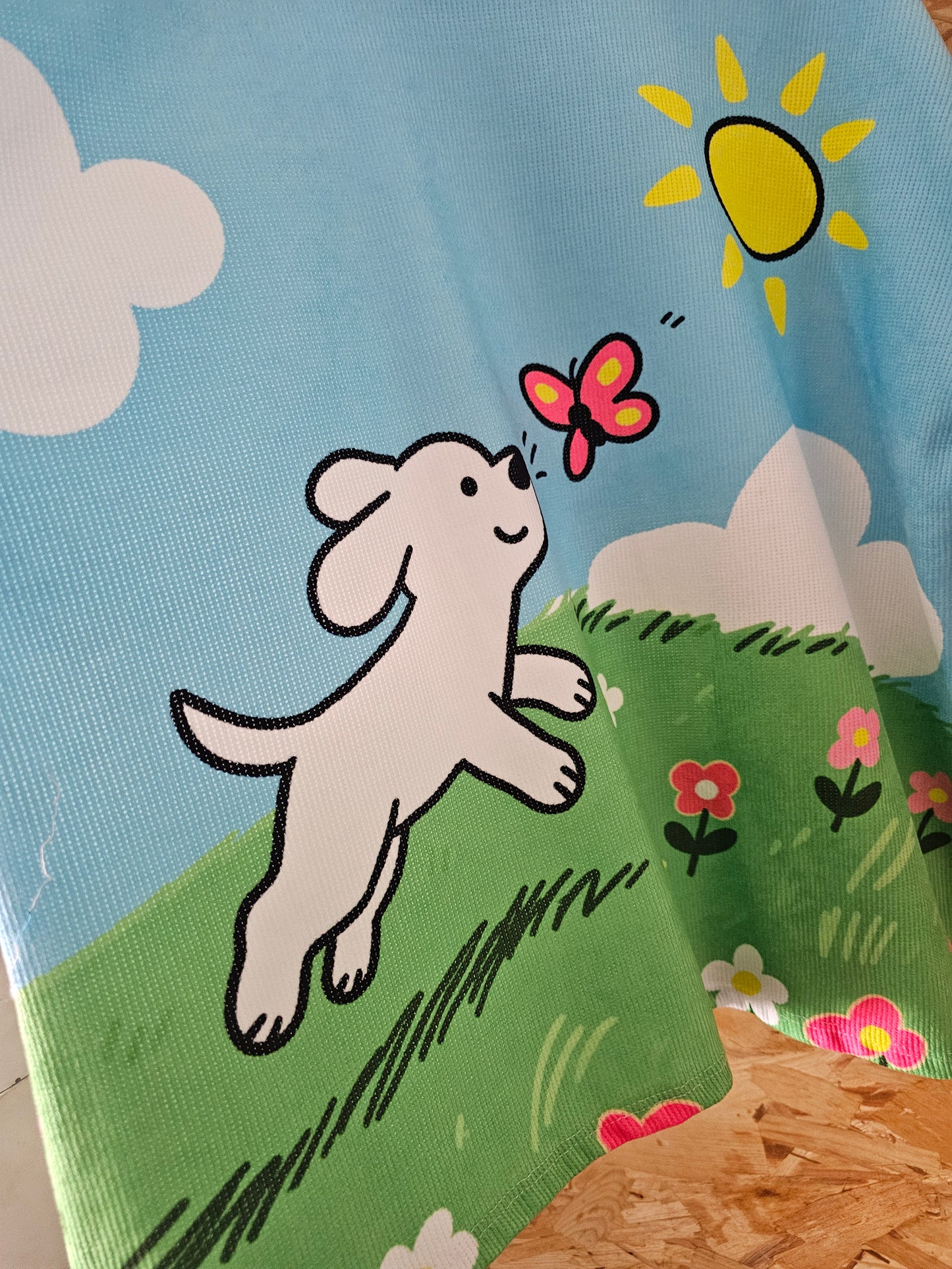 Pull scène printanière et toutou
