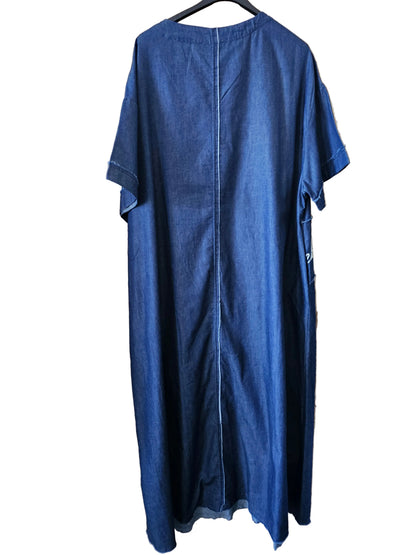 Robe en jean, patchs brodés