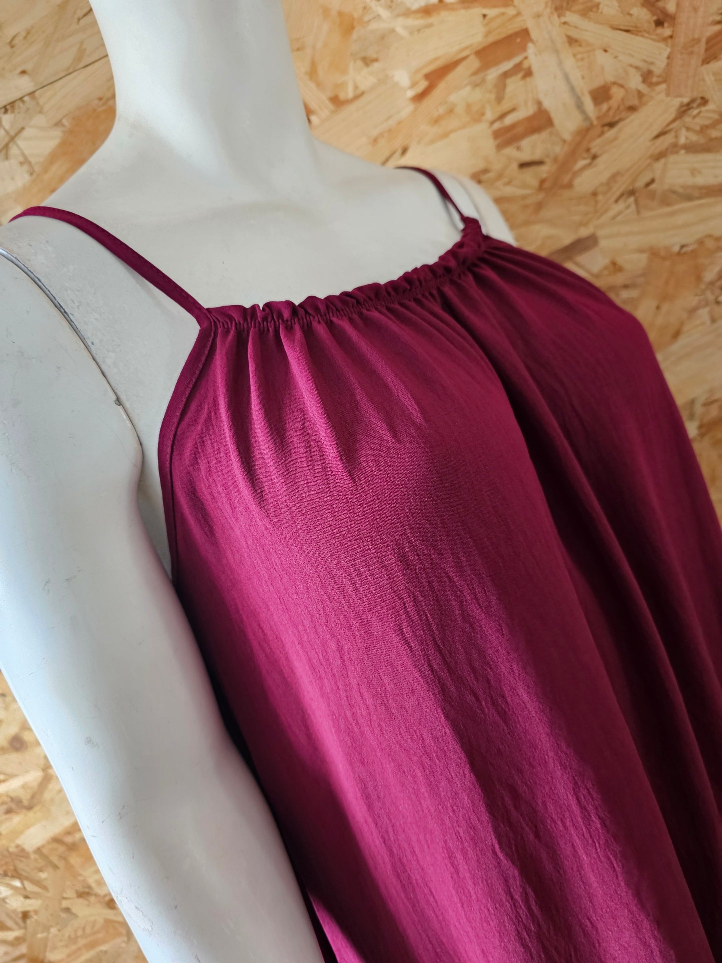 Robe longue à bretelles