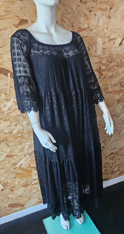 Robe longue de dentelle