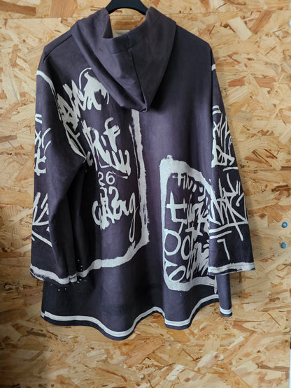 Parka suédine,  motifs "graffitis"