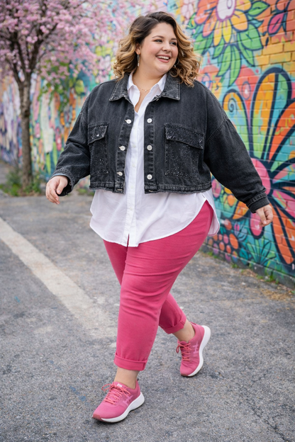 Veste jeans courte oversize et détails strass