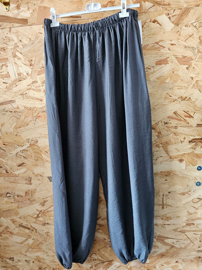 Pantalon type Aladin