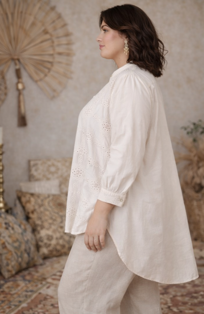 Chemise éthique chic broderie et sequins
