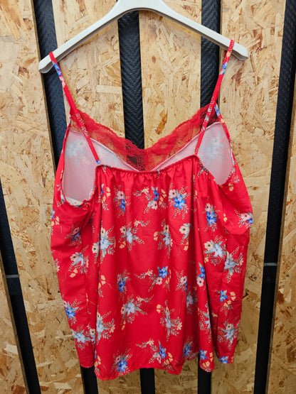 Top de satin fleuri