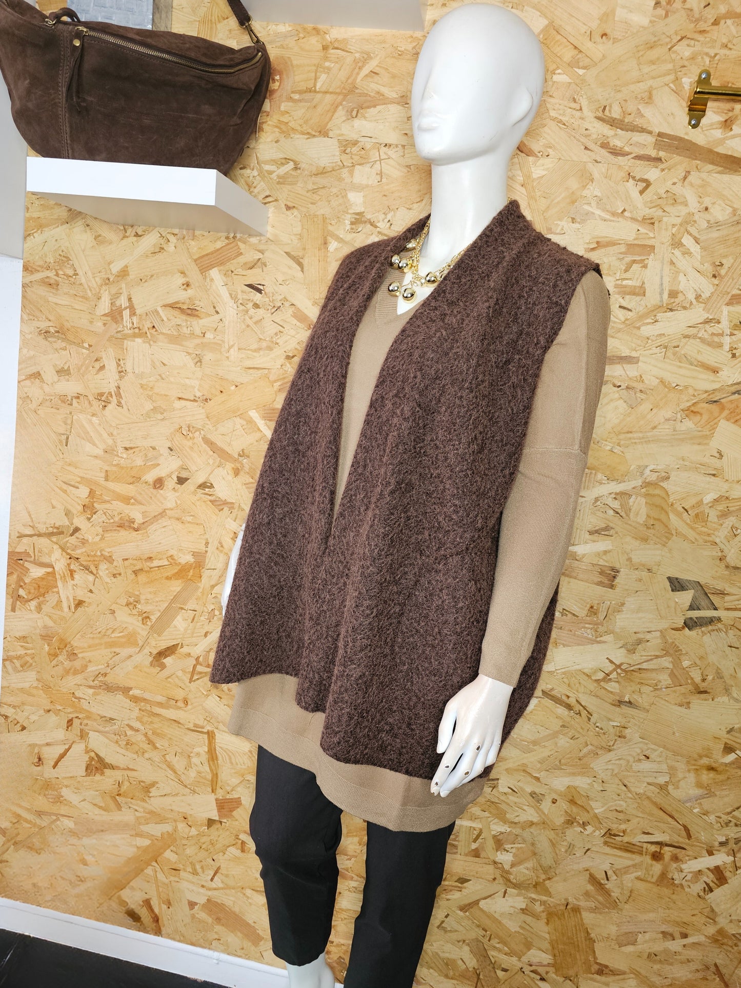 Gilet sans manches touché "laine bouillie"