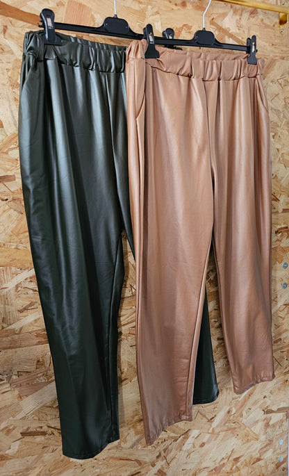 TREGGING  en simili cuir