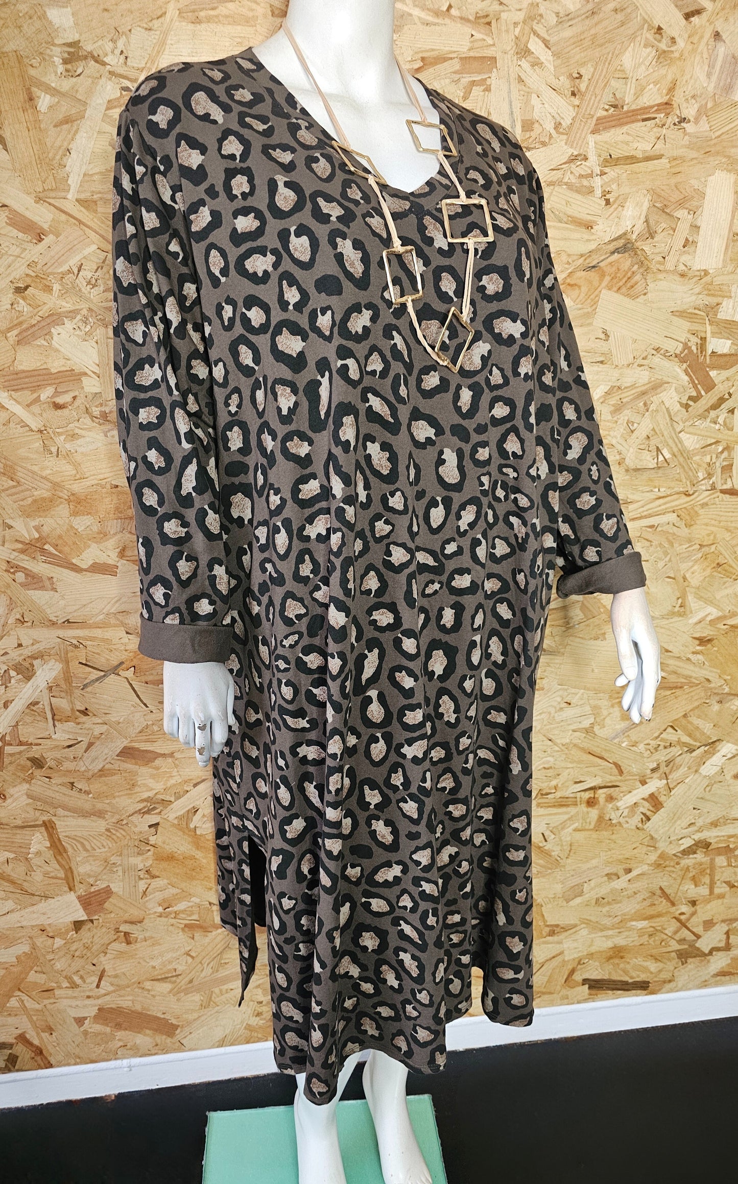 Robe sweat imprimé léopard