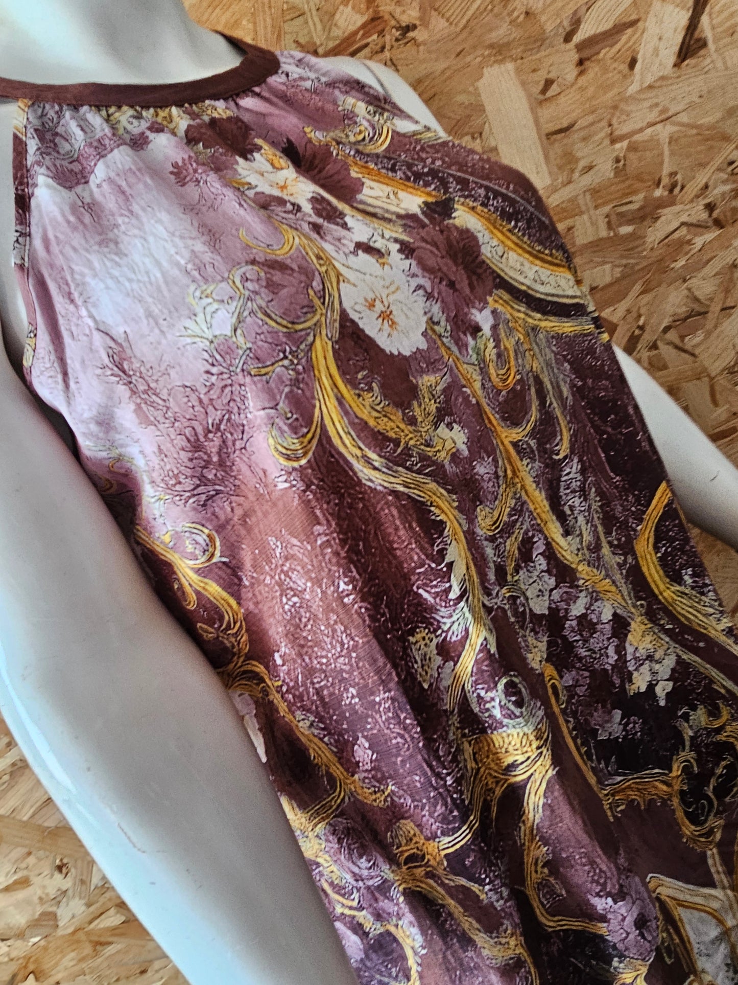 Robe longue épaules nues, emmanchure effet raglan